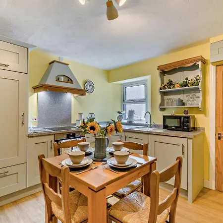 2 Bed In Oc-s32232 *