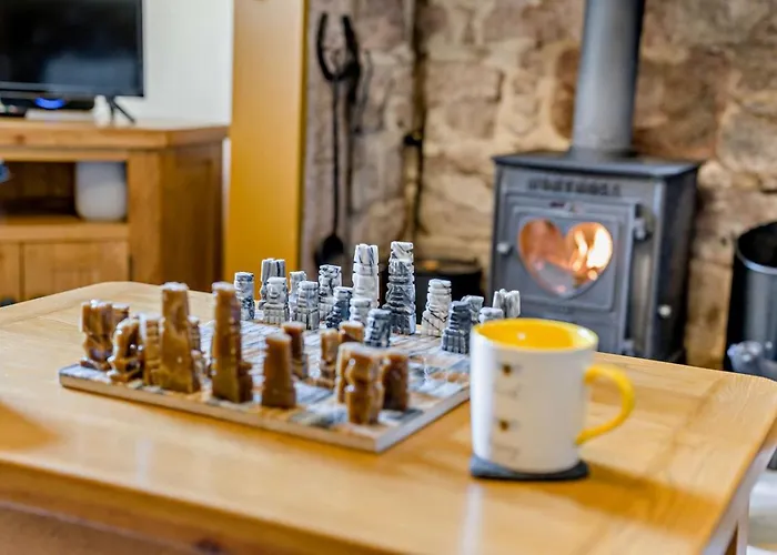 2 Bed In Oc-s32232 * Rowrah