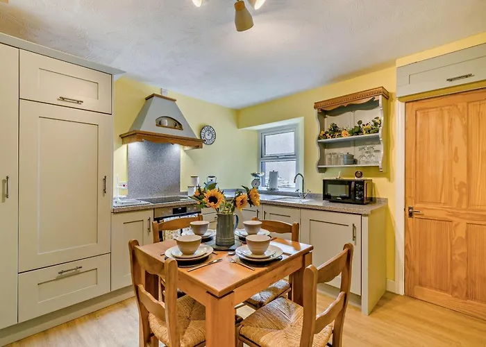 2 Bed In Oc-s32232 *