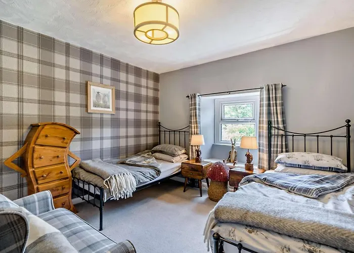 2 Bed In Oc-s32232 *